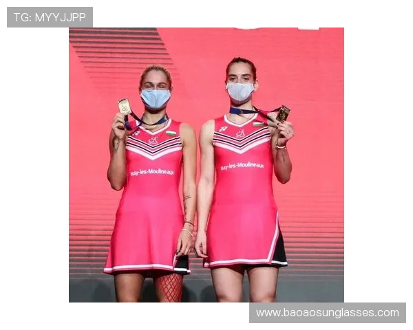 武汉羽毛球队在欧锦赛中的灵活性表现与战术创新分析